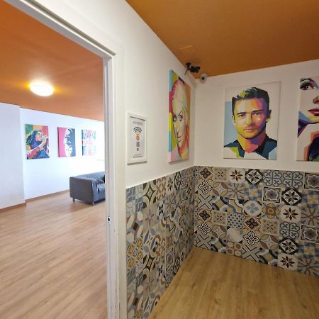 Hostel Arc House Barcelona Exterior foto
