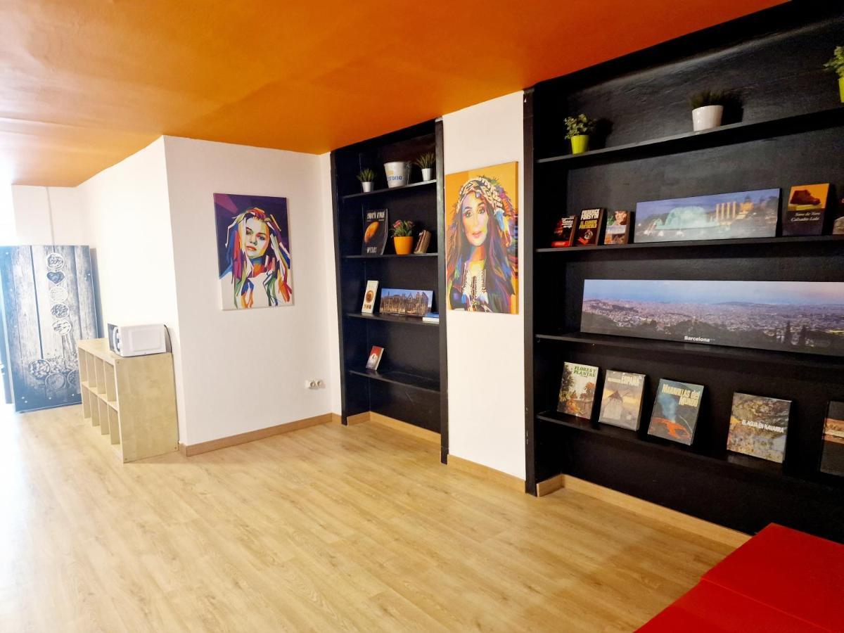 Hostel Arc House Barcelona Exterior foto