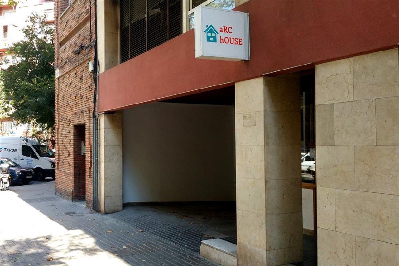 Hostel Arc House Barcelona Exterior foto